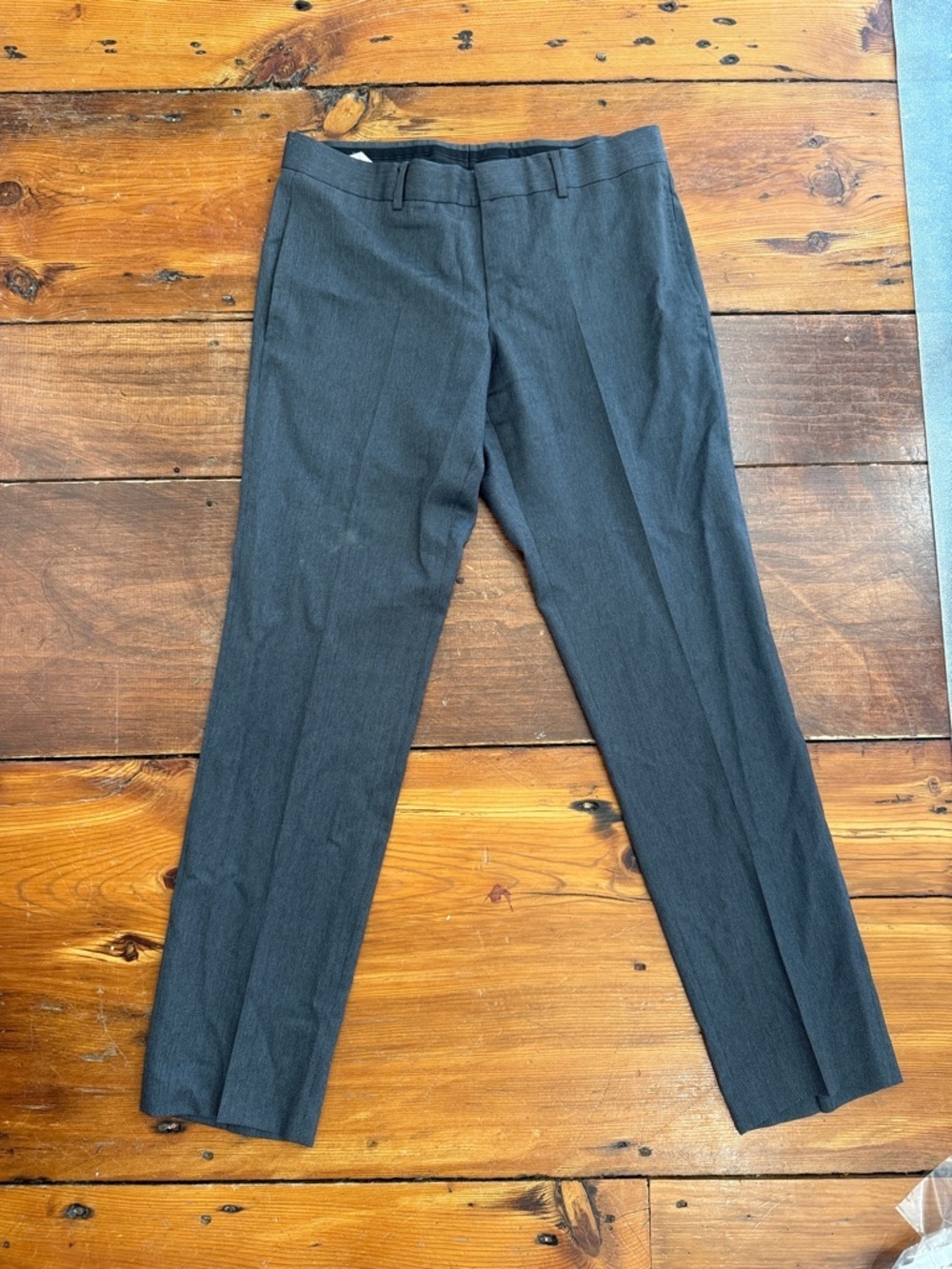Gucci Dark Gray Slim Dress Pants trousers 100% wool size 7